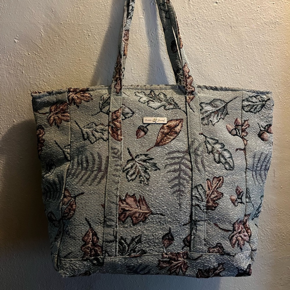 Tapestry Floral/Leaf Patterned Tote/Travel Bag